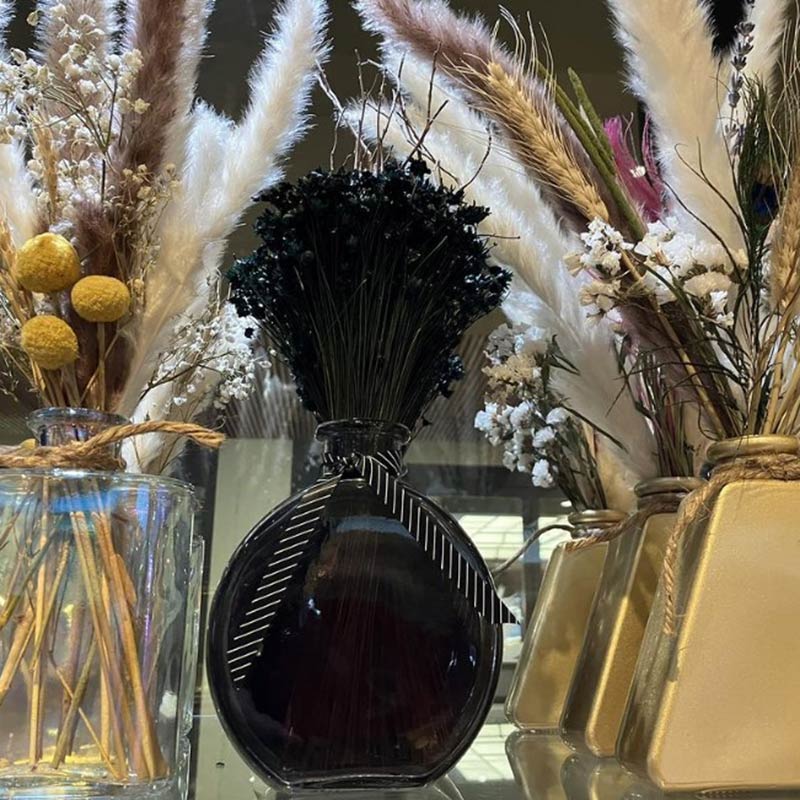 image of dry flower bouquets by Pollen Flower Studio