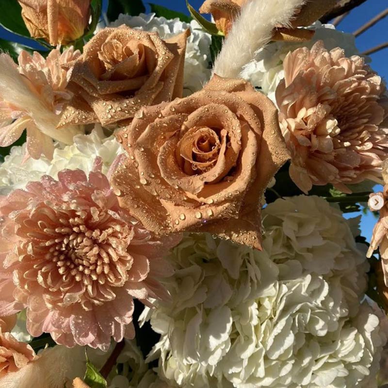 image of bridal flowers by Pollen Flower Studio
